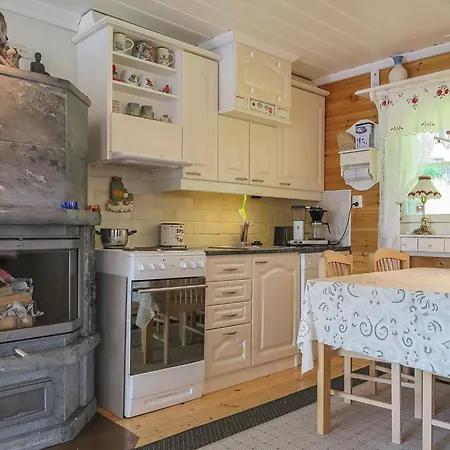 Sipukka By Interhome בית נופש Meltaus